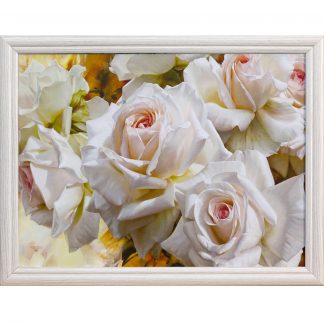 Купить Картина в раме Белые розы 30х40см в Санкт-Петербурге по недорогой цене и с быстрой доставкой.